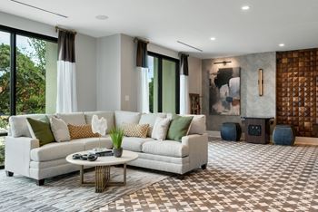 Urban clubhouse with private dining available